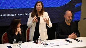 La Justicia ratificó que la exgobernadora Carreras no cometió delitos al firmar el convenio con la consultora israelí