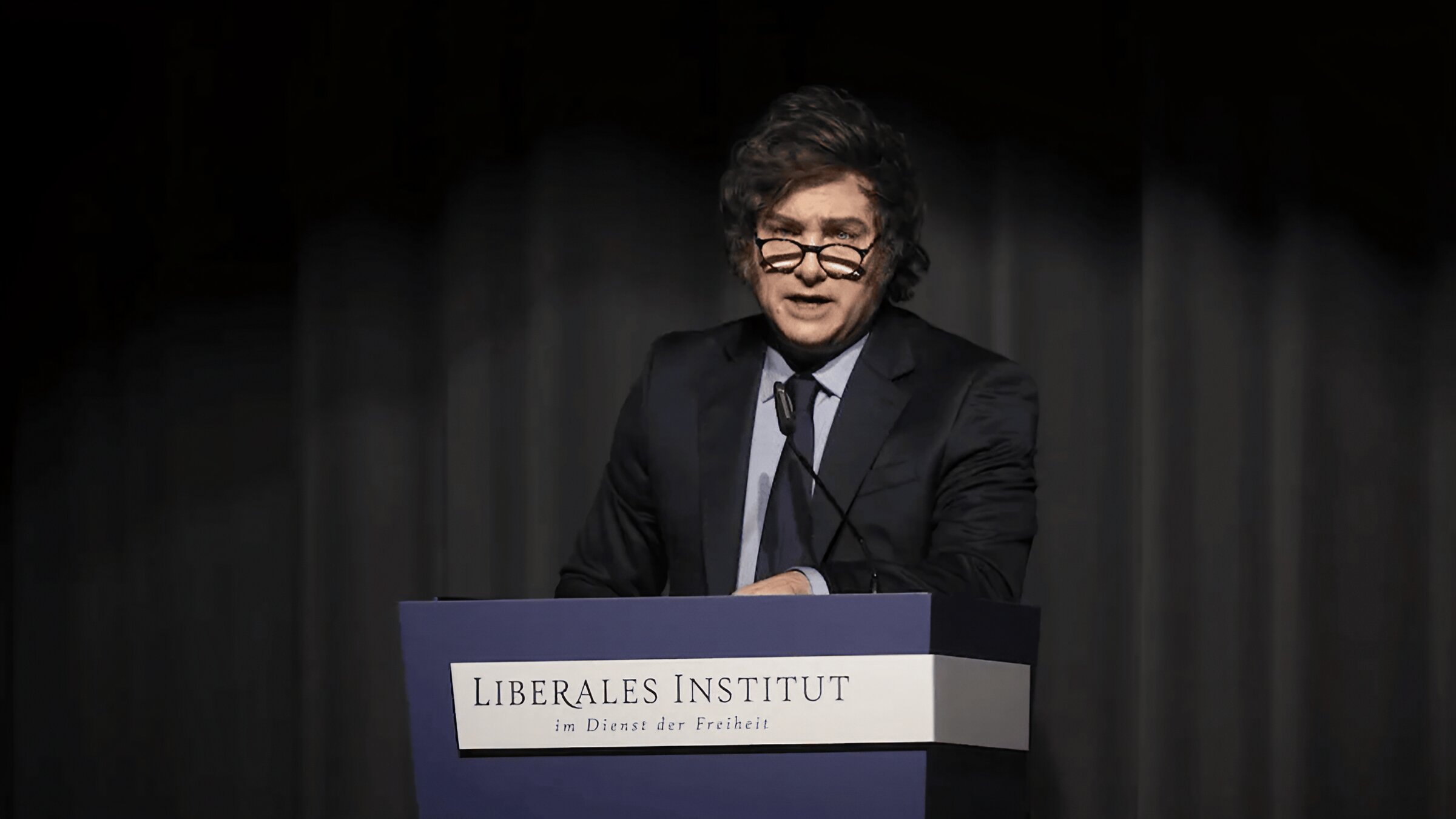 Milei no quiere saber nada con el atraso cambiario y reafirma las microdevaluaciones.