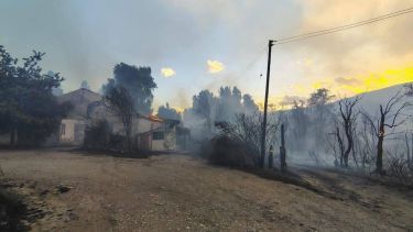 El último incendio arrasó con la sala de salud que había sido reconstruida por los vecinos. Foto: gentileza