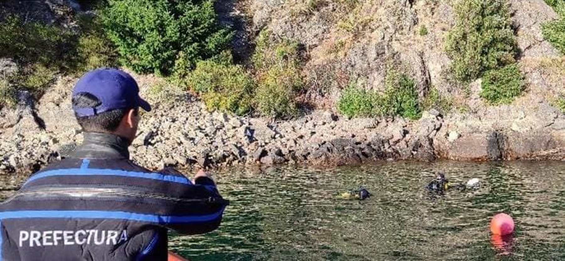 El hallazgo tuvo lugar este domingo por la mañana. Foto: Prensa Prefectura Naval.
