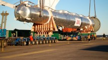 Imagen de Gas rico de Vaca Muerta: Mega recibió una torre para ampliar su capacidad de separación