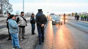Ceramistas protestaron en Ruta 7 y definieron nuevas acciones: volanteada y movilización este martes y miércoles