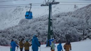 Por qué Bariloche es el destino ideal para aprender ski y snowboard